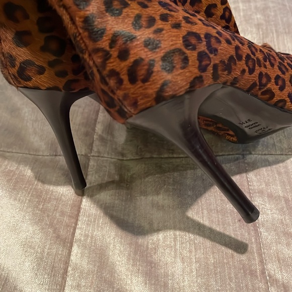 Studio Pollini Leopard Calf Hair Pointed High Heel Zip Up Boots Size 37 1/2 - Picture 3 of 16